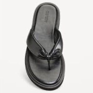 Old Navy Thong Platform Sandals Black Size 7.5